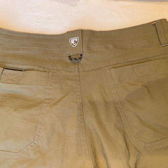 Kuhl NWT Men Size 34 Green Renegade 9 Inch Short Performance Outdoor Camp Hike - Picture 3 of 13